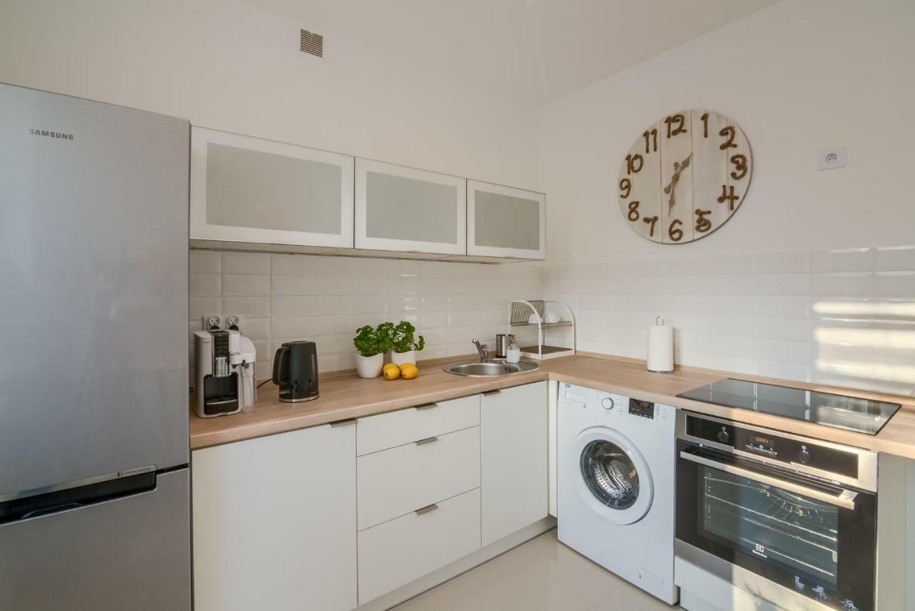 טיצ'י Apartments 4 You Hlonda מראה חיצוני תמונה