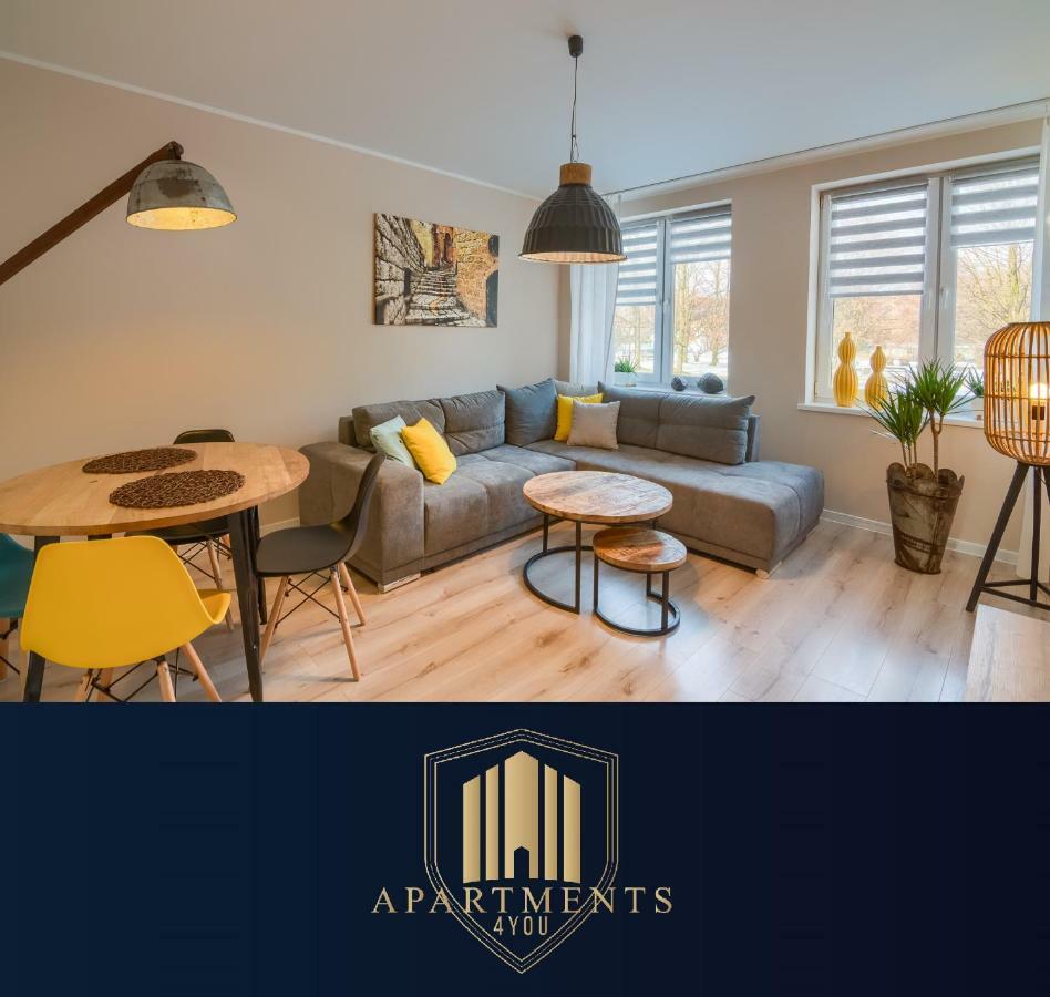 טיצ'י Apartments 4 You Hlonda מראה חיצוני תמונה